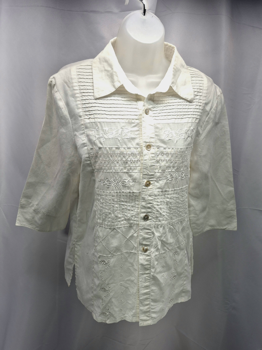 Vintage Jennifer Eden White Embroidered Pintuck Blouse M Eyelet Cottagecore Boho